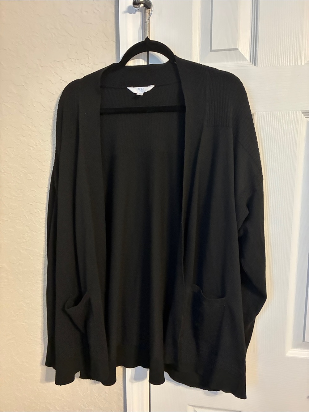 Time and Tru Black Open-Front Cardigan with Pockets